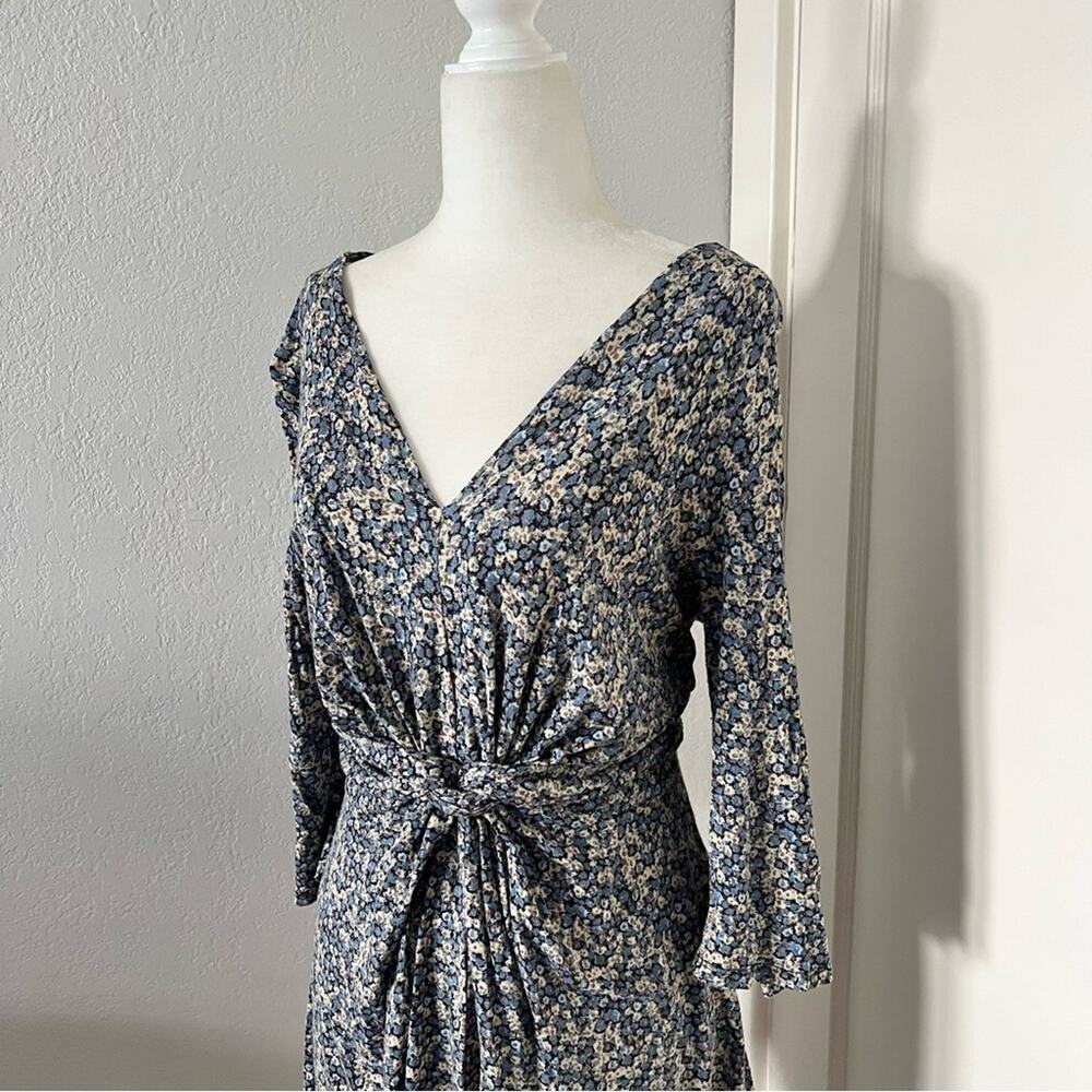 Salaam Floral Twist-Front Tunic Top